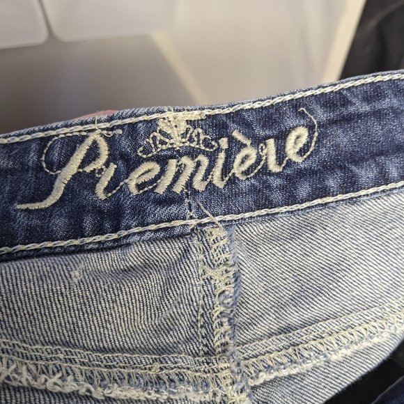 Rue 21 Premiere Distressed Jeans - Picture 6 of 8